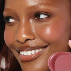 Anastasia Beverly Hills Blurring Serum Blush poskipuna