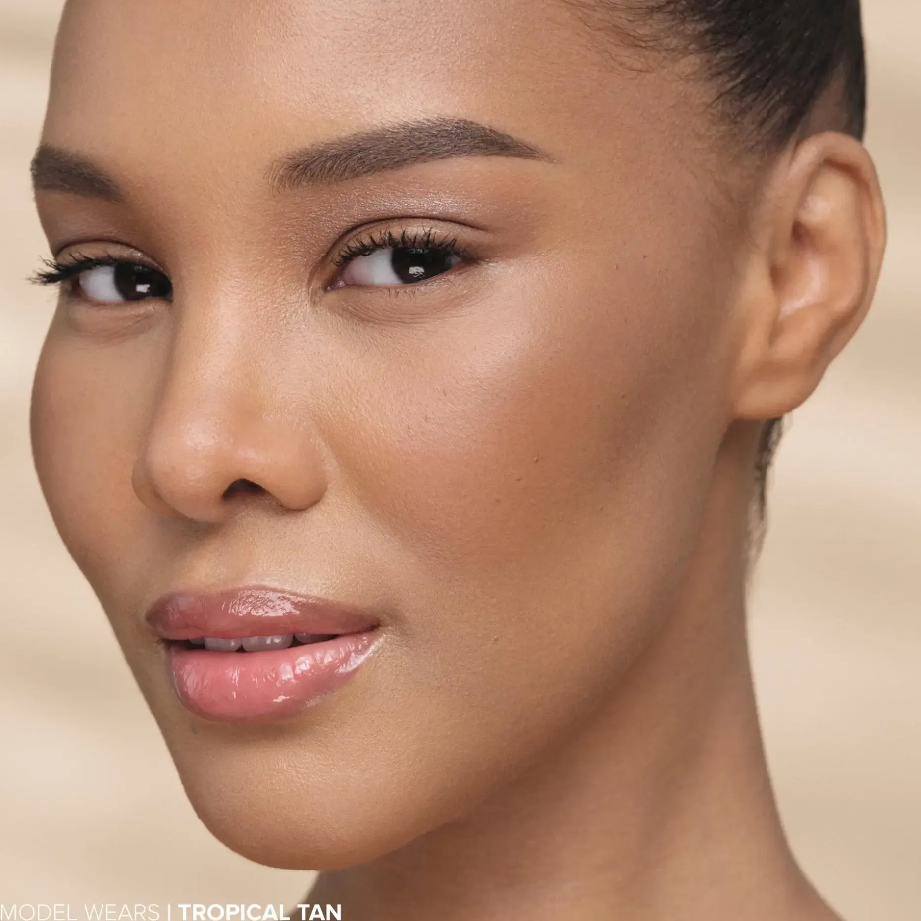 Anastasia Beverly Hills Smooth Blur Bronzer -aurinkopuuteri 9 g