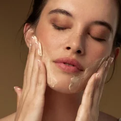 Antipodes Hallelujah Lime & Patchouli Nourishing Cleanser puhdistusvoide 200 ml