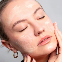 Antipodes Halo Brightening Mud Mask 75 ml