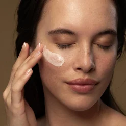 Antipodes Vanilla Pod Hydrating Day Cream matkakokoinen päivävoide 15 ml