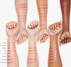 Burt's Bees Tinted Lip Balm Pink Blossom värillinen huulirasva 4,25 g