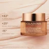 CLARINS Extra-Firming Day cream all skin types refill päivävoide täyttöpakkaus 50 ml