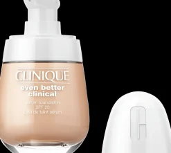Clinique Even Better Clinical Serum Foundation meikkivoide 30 ml