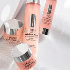 Clinique Moisture Surge SPF 25 Sheer Hydator päivävoide 30 ml