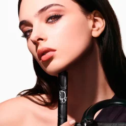 DIOR Diorshow Overvolume Extreme Volume Mascara – 24-Hour Wear – Lash-by-Lash Definition ripsiväri 8.5 g