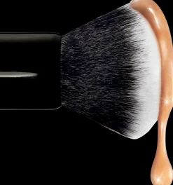 e.l.f. cosmetics Ultimate Blending Brush meikkivoidesivellin