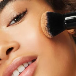 e.l.f. cosmetics Ultimate Blending Brush meikkivoidesivellin