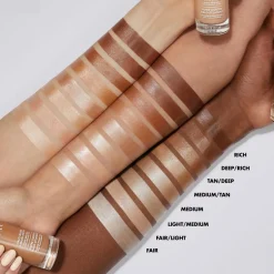 e.l.f. Halo Glow Liquid Filter Shade -korostusväri 31,5 ml