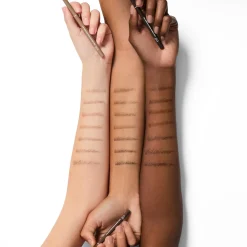 e.l.f. Holy Strokes Micro-Fine Brow Pen kulmakynä 0,05 g