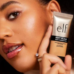 e.l.f. Soft Glam Satin Foundation meikkivoide 30 ml