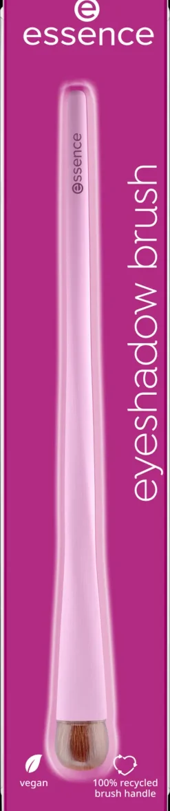 essence eyeshadow brush 01 Throwing a little shade 1 st
