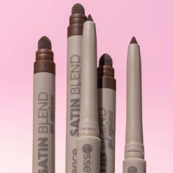 essence SATIN BLEND geelimäinen silmänrajaukynä 03