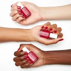 essie 750 not red-y for bed -kynsilakka 13,5ml