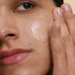 Estée Lauder Double Wear Smooth and Blur Primer pohjustusvoide 40 ml