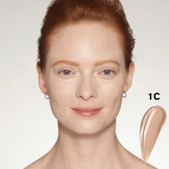 Estée Lauder Futurist Soft Touch Brightening Skincealer peitevoide 6 ml