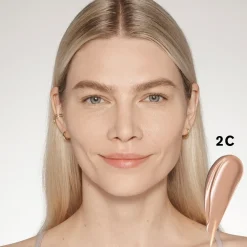 Estée Lauder Futurist Soft Touch Brightening Skincealer peitevoide 6 ml