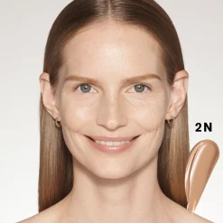 Estée Lauder Futurist Soft Touch Brightening Skincealer peitevoide 6 ml