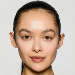 Fenty Beauty Bright Fix Instant Brightening + Blurring Powder puuteri 8.50g