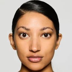 Fenty Beauty Bright Fix Instant Brightening + Blurring Powder puuteri 8.50g