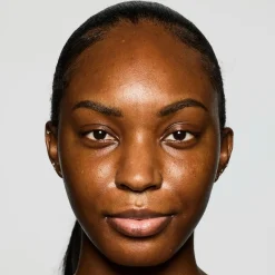 Fenty Beauty Bright Fix Instant Brightening + Blurring Powder puuteri 8.50g