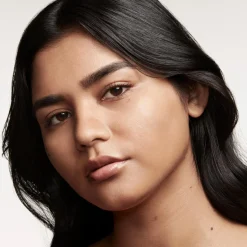 Fenty Beauty Eaze Drop Blur + Smooth Tint Stick kasvomeikkipuikko 9 g