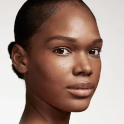 Fenty Beauty Eaze Drop Blur + Smooth Tint Stick kasvomeikkipuikko 9 g