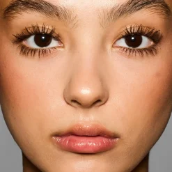 Fenty Beauty Hella Thicc Mascara Primer -ripsivärin pohjustustuote 10 ml