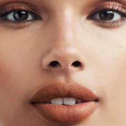 Fenty Beauty Icon Velvet Liquid Lipstick nestemäinen huulipuna 5,5 g