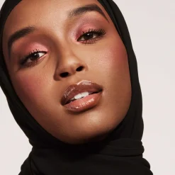 Fenty Beauty Killawatt Foil Freestyle Highlighter korostuspuuteri 7,5 g