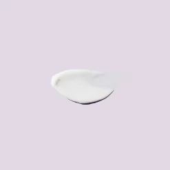 Fenty Skin Flash Nap Eye Gel-Cream W/ Applicator silmänympärysvoide & hierontarulla 15 ml
