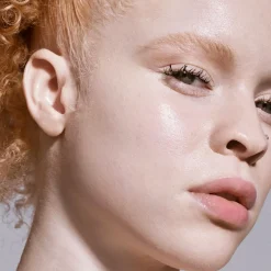 Fenty Skin Hydra Vizor Tint sävyttävä päivävoide 50 ml