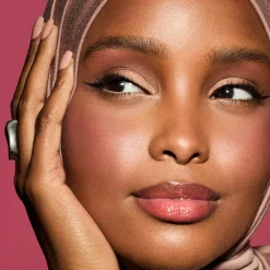 Fine Linez Lash Line-Enhancing Eyeliner silmänrajauskynä 0.1 gr