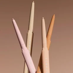 Fine Linez Lash Line-Enhancing Eyeliner silmänrajauskynä 0.1 gr