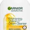 Garnier SkinActive Vitamin C* puhdistusgeeli samealle iholle 250 ml