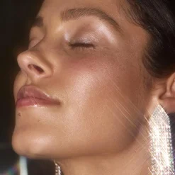 Gosh Glow Up ihon sävyn heleyttäjä 14 ml