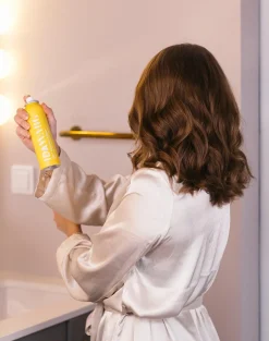 IDA WARG Beauty Tuuheuttava muotoilusuihke 150 ml