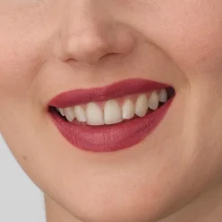 IsaDora Perfect Moisture Lipstick huulipuna 4 ml