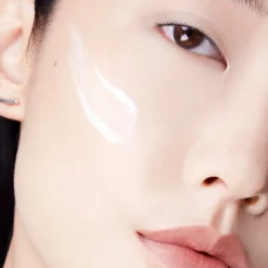 Lancôme UV Expert Supra Screen SPF50+ aurinkosuojavoide 40 ml