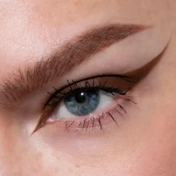 LH cosmetics Crayon -monikäyttöinen rajauskynä 1,1 g