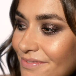 LH cosmetics Sparkl -nestemäinen luomiväri 3,3 ml