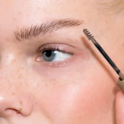 LH cosmetics Tinted Brow Gel -kulmageeli 3,5 g