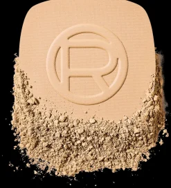 L'Oréal Paris Infaillible 24H Fresh Wear Foundation in a Powder Meikkipuuteri Warm Undertone 30 ml