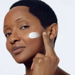 L'Oréal Paris Revitalift Laser edistyksellinen anti-age yövoide 50ml