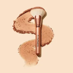 MAC Bronzer fan brush 143S sivellin