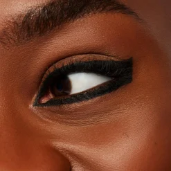 MAC Colour Excess Gel Pencil Eye Liner silmänrajauskynä 0,35 g