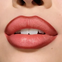 MAC Cosmetics Lipglazer Glossy Liner -huultenrajauskynä 0,25 g