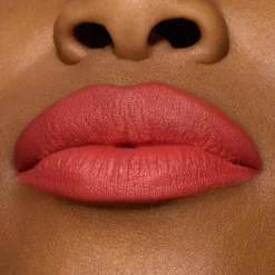 MAC Cosmetics Macximal Silky Matte Lipstick -huulipuna 3 g