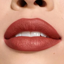 MAC Cosmetics Macximal Silky Matte Lipstick -huulipuna 3 g