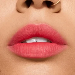 MAC Cosmetics Powder Kiss Hazy Matte Lipstick -huulipuna 3,5 g